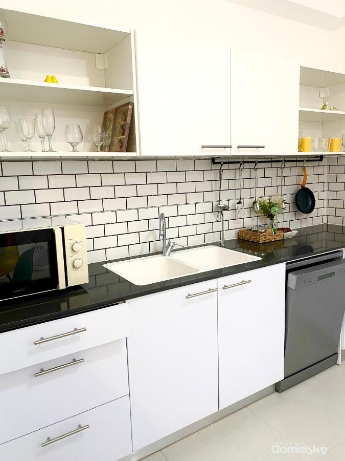 • Spacious Apartment In Trendy Akko/Acre • Exterior foto